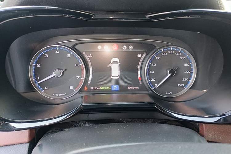Used GAC Trumpchi GS8 2017 320T Two-Wheel Drive Luxury Smart Connectivity Version (7 Seats) Instrument Cluster