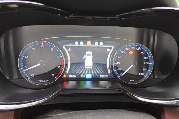 Used GAC Trumpchi GS8 2017 320T Two-Wheel Drive Luxury Smart Connectivity Version (7 Seats) Instrument Cluster