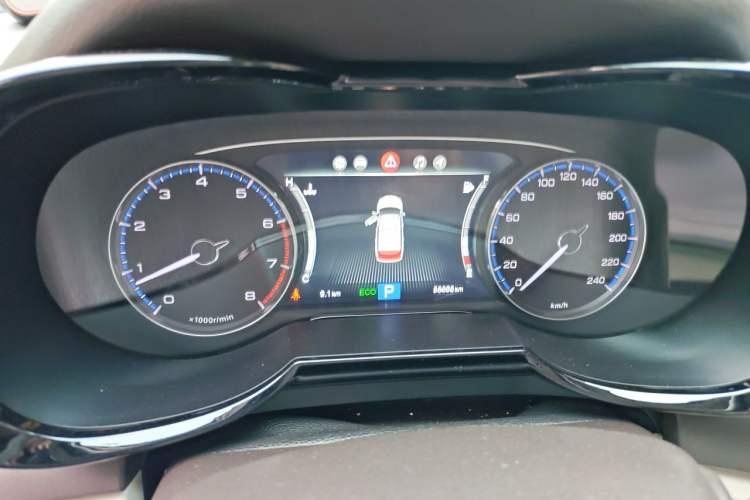 Used GAC Trumpchi GS8 2017 320T Two-Wheel Drive Luxury Smart Connectivity Version (7 Seats) Instrument Cluster