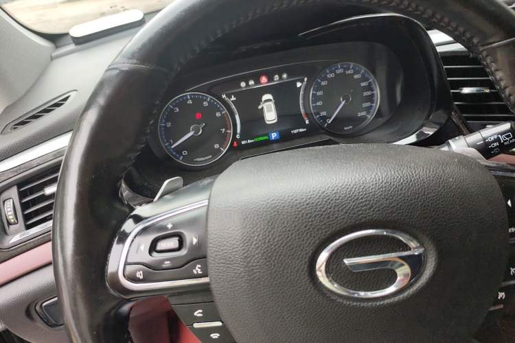 Used GAC Trumpchi GS8 2017 320T Two-Wheel Drive Luxury Smart Connectivity Version (7 Seats) Instrument Cluster
