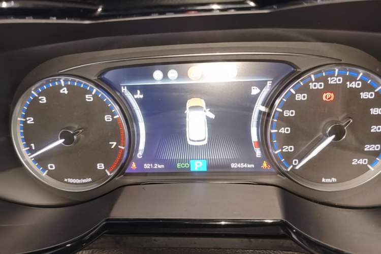 Used GAC Trumpchi GS8 2017 320T Two-Wheel Drive Luxury Smart Connectivity Version (7 Seats) Instrument Cluster