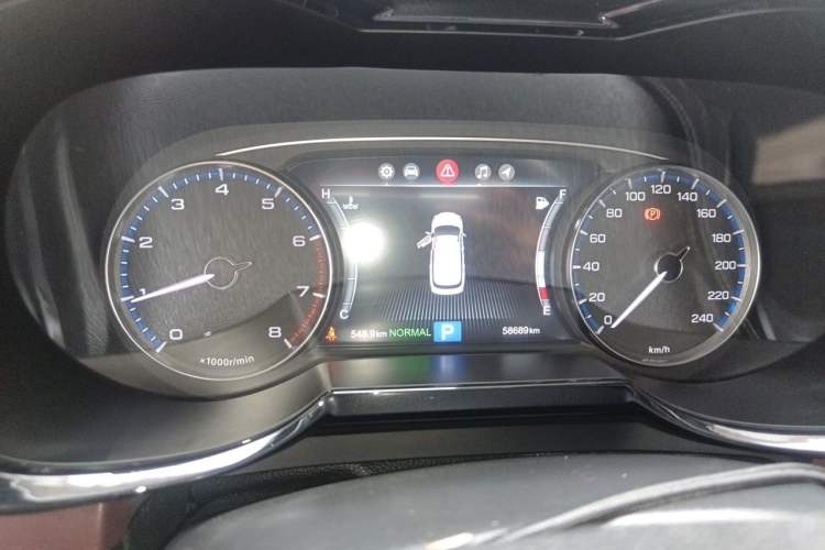 Used GAC Trumpchi GS8 2017 320T Two-Wheel Drive Luxury Smart Connectivity Version (7 Seats) Instrument Cluster