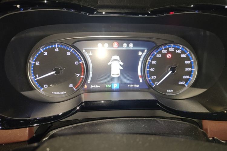 Used GAC Trumpchi GS8 2017 320T Two-Wheel Drive Luxury Smart Connectivity Version (7 Seats) Instrument Cluster
