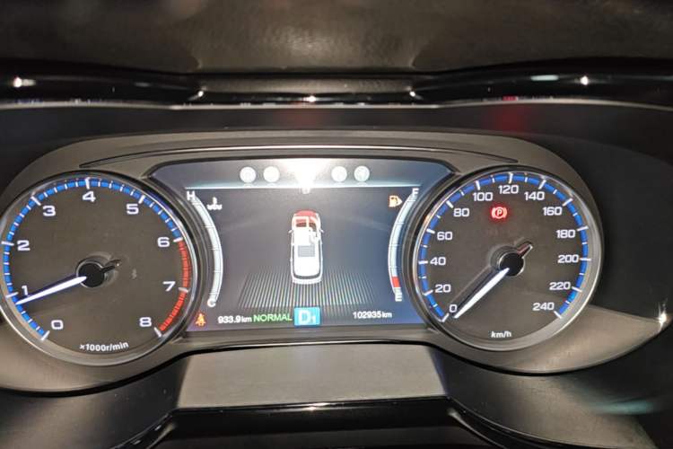 Used GAC Trumpchi GS8 2017 320T Two-Wheel Drive Luxury Smart Connectivity Version (7 Seats) Instrument Cluster