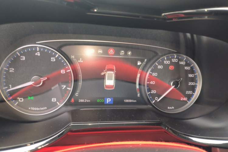 Used GAC Trumpchi GS8 2017 320T Two-Wheel Drive Luxury Smart Connectivity Version (7 Seats) Instrument Cluster