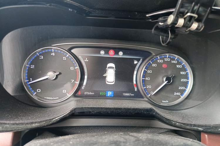 Used GAC Trumpchi GS8 2017 320T Two-Wheel Drive Luxury Smart Connectivity Version (7 Seats) Instrument Cluster