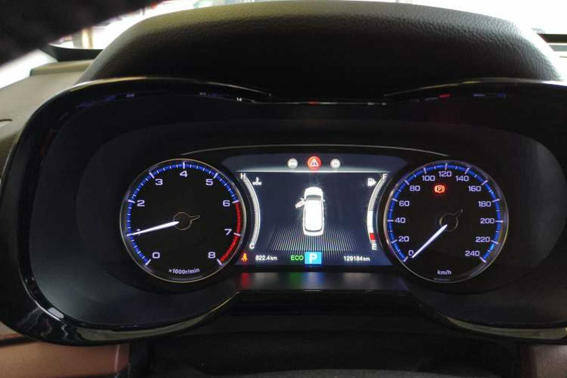Used GAC Trumpchi GS8 2017 320T Two-Wheel Drive Luxury Smart Connectivity Version (7 Seats) Instrument Cluster