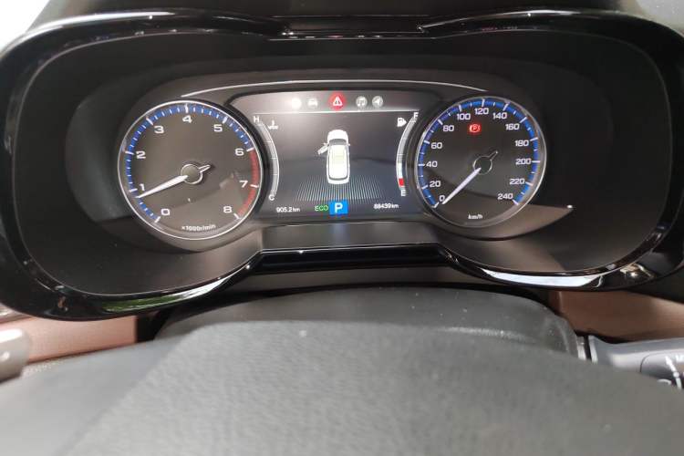 Used GAC Trumpchi GS8 2017 320T Two-Wheel Drive Luxury Smart Connectivity Version (7 Seats) Instrument Cluster
