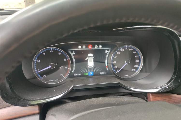 Used GAC Trumpchi GS8 2017 320T Two-Wheel Drive Luxury Smart Connectivity Version (7 Seats) Instrument Cluster