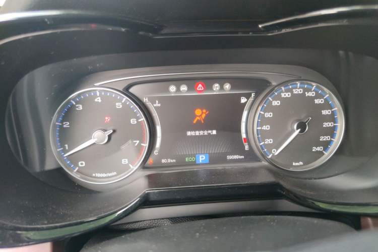 Used GAC Trumpchi GS8 2017 320T Two-Wheel Drive Luxury Smart Connectivity Version (7 Seats) Instrument Cluster