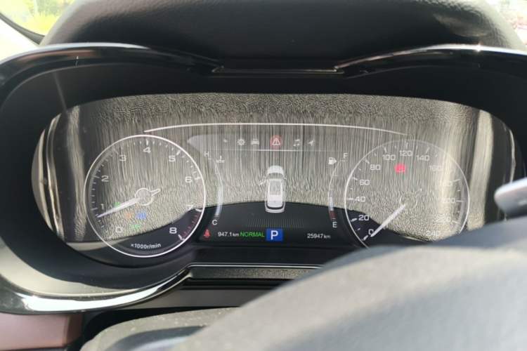 Used GAC Trumpchi GS8 2017 320T Two-Wheel Drive Luxury Smart Connectivity Version (7 Seats) Instrument Cluster