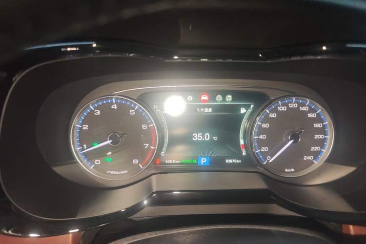 Used GAC Trumpchi GS8 2017 320T Two-Wheel Drive Luxury Smart Connectivity Version (7 Seats) Instrument Cluster