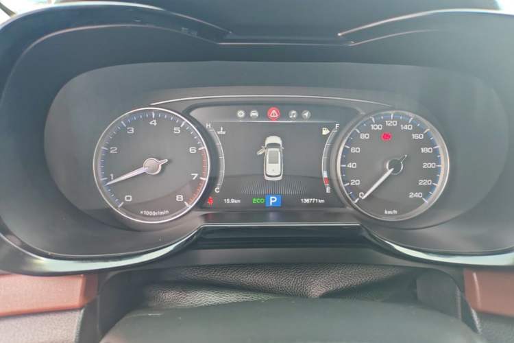 Used GAC Trumpchi GS8 2017 320T Two-Wheel Drive Luxury Smart Connectivity Version (7 Seats) Instrument Cluster