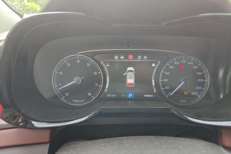 Used GAC Trumpchi GS8 2017 320T Two-Wheel Drive Luxury Smart Connectivity Version (7 Seats) Instrument Cluster