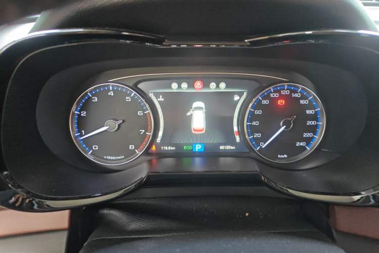 Used GAC Trumpchi GS8 2017 320T Two-Wheel Drive Luxury Smart Connectivity Version (7 Seats) Instrument Cluster