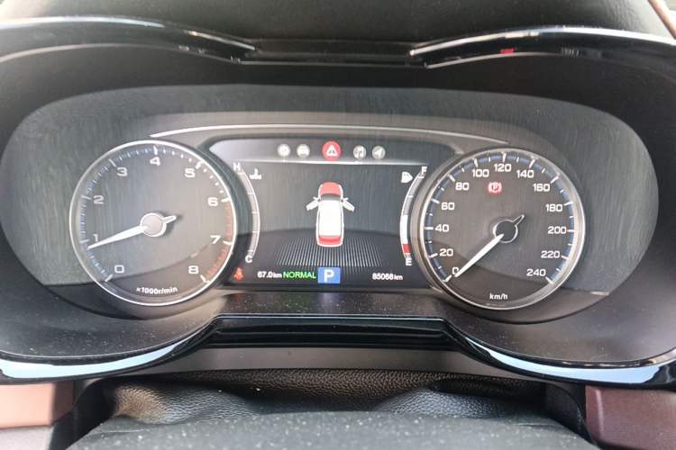 Used GAC Trumpchi GS8 2017 320T Two-Wheel Drive Luxury Smart Connectivity Version (7 Seats) Instrument Cluster