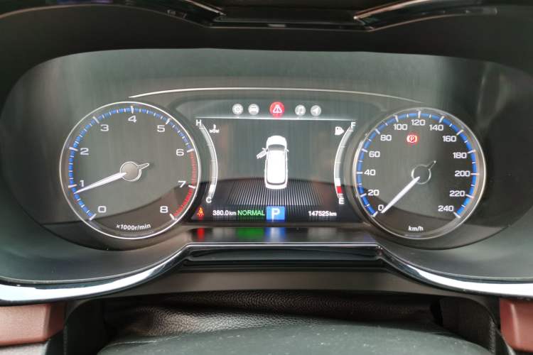 Used GAC Trumpchi GS8 2017 320T Two-Wheel Drive Luxury Smart Connectivity Version (7 Seats) Instrument Cluster