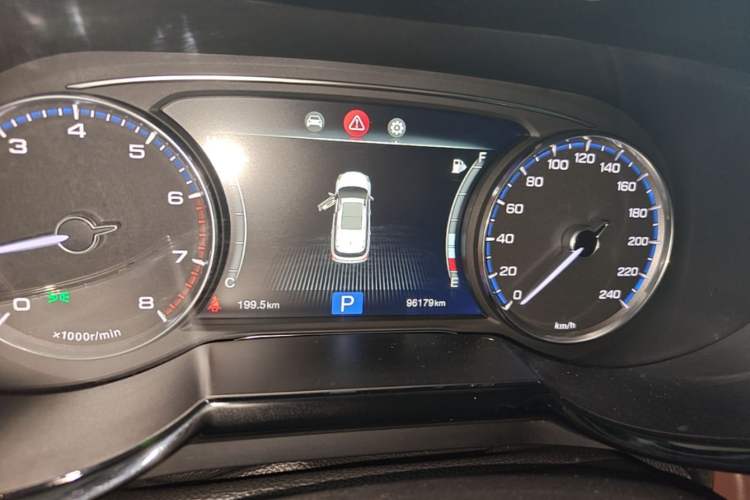 Used GAC Trumpchi GS8 2017 320T Two-Wheel Drive Luxury Smart Connectivity Version (7 Seats) Instrument Cluster