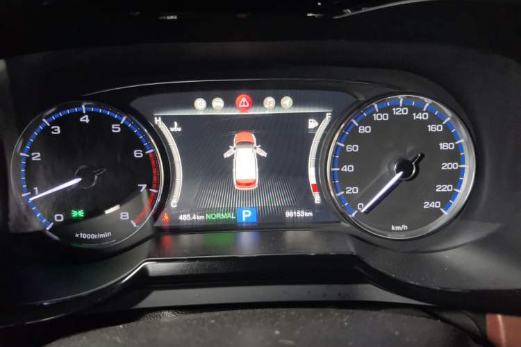 Used GAC Trumpchi GS8 2017 320T Two-Wheel Drive Luxury Smart Connectivity Version (7 Seats) Instrument Cluster