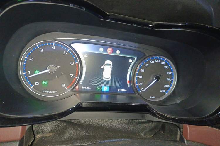 Used GAC Trumpchi GS8 2017 320T Two-Wheel Drive Luxury Edition (7 Seats) Instrument Cluster