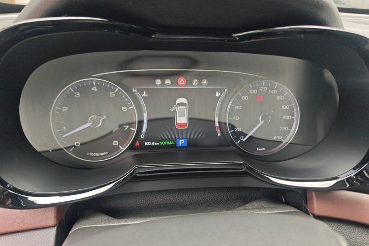 Used GAC Trumpchi GS8 2017 320T Two-Wheel Drive Luxury Smart Connectivity Version (7 Seats) Instrument Cluster