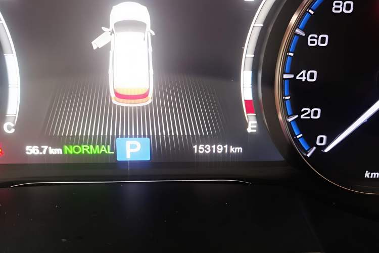 Used GAC Trumpchi GS8 2017 320T Two-Wheel Drive Luxury Smart Connectivity Version (7 Seats) Instrument Cluster