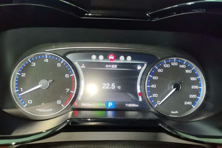 Used GAC Trumpchi GS8 2017 320T Two-Wheel Drive Luxury Smart Connectivity Version (7 Seats) Instrument Cluster