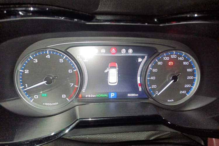 Used GAC Trumpchi GS8 2017 320T Two-Wheel Drive Luxury Smart Connectivity Version (7 Seats) Instrument Cluster