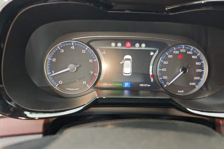 Used GAC Trumpchi GS8 2017 320T Two-Wheel Drive Luxury Smart Connectivity Version (7 Seats) Instrument Cluster