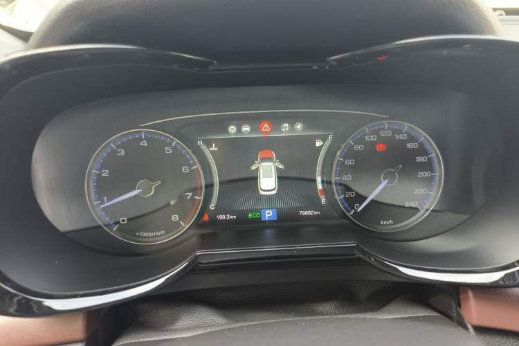 Used GAC Trumpchi GS8 2017 320T Two-Wheel Drive Luxury Smart Connectivity Version (7 Seats) Instrument Cluster