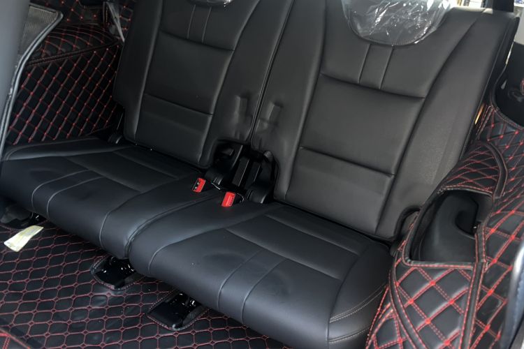 Used GAC Trumpchi GS8 2017 320T Four-Wheel Drive Luxury Smart Connectivity Version (7 Seats) Interior 6