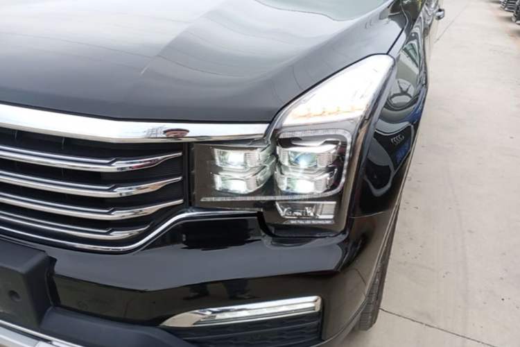 Used GAC Trumpchi GS8 2017 320T Two-Wheel Drive Luxury Smart Connectivity Version (7 Seats) Left Front Headlight