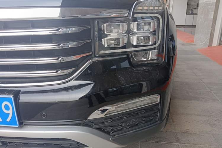 Used GAC Trumpchi GS8 2017 320T Two-Wheel Drive Luxury Smart Connectivity Version (7 Seats) Left Front Headlight