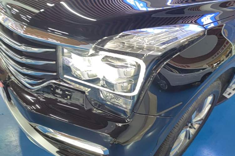 Used GAC Trumpchi GS8 2017 320T Two-Wheel Drive Luxury Smart Connectivity Version (7 Seats) Left Front Headlight