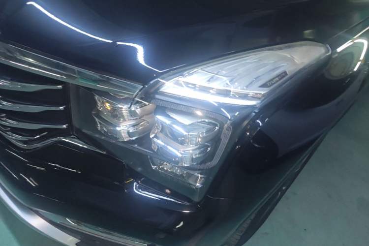 Used GAC Trumpchi GS8 2017 320T Two-Wheel Drive Luxury Smart Connectivity Version (7 Seats) Left Front Headlight