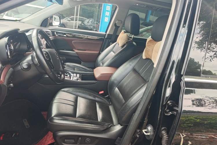 Used GAC Trumpchi GS8 2017 320T Four-Wheel Drive Luxury Smart Connectivity Version (7 Seats) Left Front Seat