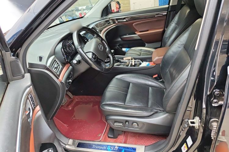 Used GAC Trumpchi GS8 2017 320T Two-Wheel Drive Luxury Edition (7 Seats) Left Front Seat