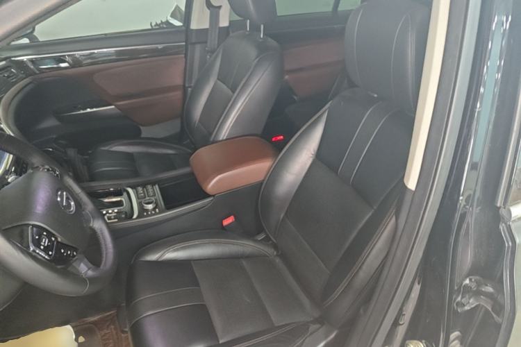 Used GAC Trumpchi GS8 2017 320T Four-Wheel Drive Luxury Smart Connectivity Version (7 Seats) Left Front Seat
