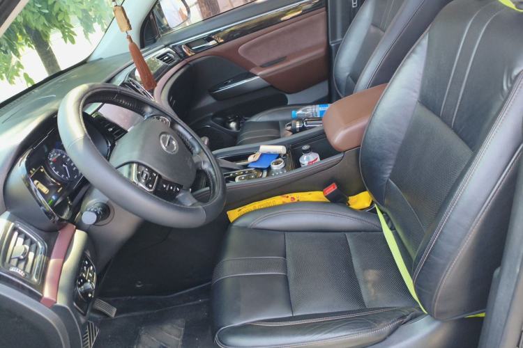 Used GAC Trumpchi GS8 2017 320T Four-Wheel Drive Luxury Smart Connectivity Version (7 Seats) Left Front Seat