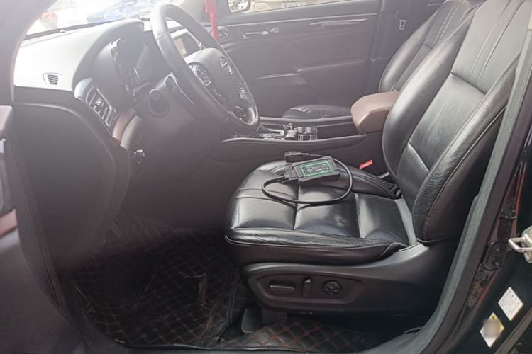 Used GAC Trumpchi GS8 2017 320T Two-Wheel Drive Luxury Smart Connectivity Version (7 Seats) Left Front Seat