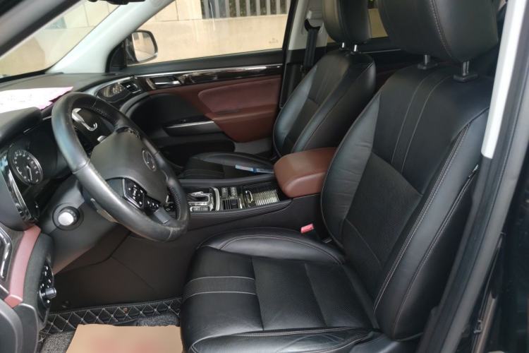 Used GAC Trumpchi GS8 2017 320T Two-Wheel Drive Luxury Smart Connectivity Version (7 Seats) Left Front Seat