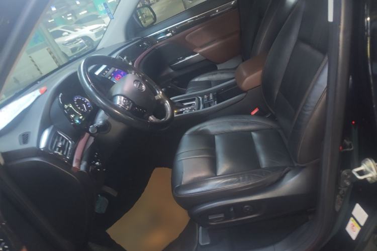 Used GAC Trumpchi GS8 2017 320T Two-Wheel Drive Luxury Smart Connectivity Version (7 Seats) Left Front Seat