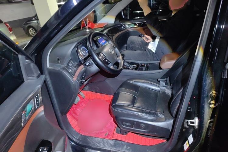 Used GAC Trumpchi GS8 2017 320T Two-Wheel Drive Luxury Smart Connectivity Version (7 Seats) Left Front Seat
