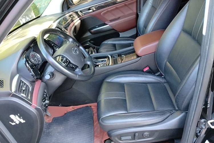 Used GAC Trumpchi GS8 2017 320T Two-Wheel Drive Luxury Edition (7 Seats) Left Front Seat