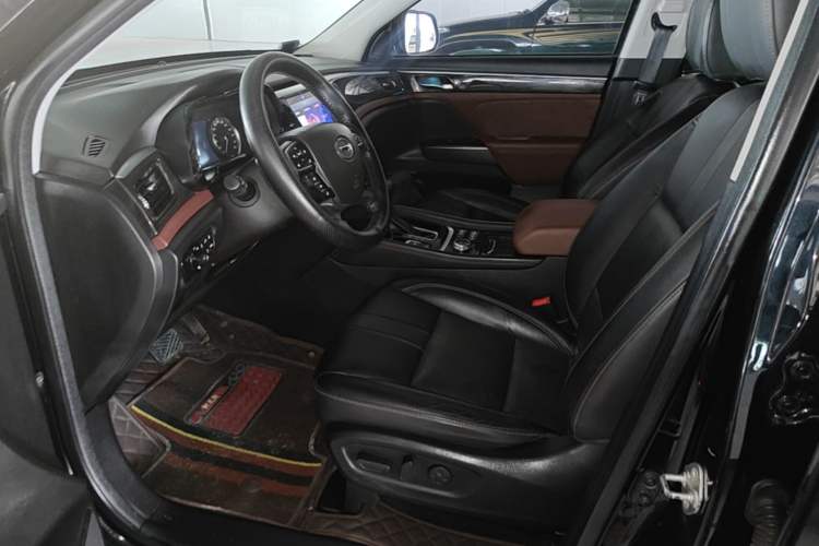 Used GAC Trumpchi GS8 2017 320T Four-Wheel Drive Luxury Smart Connectivity Version (7 Seats) Left Front Seat