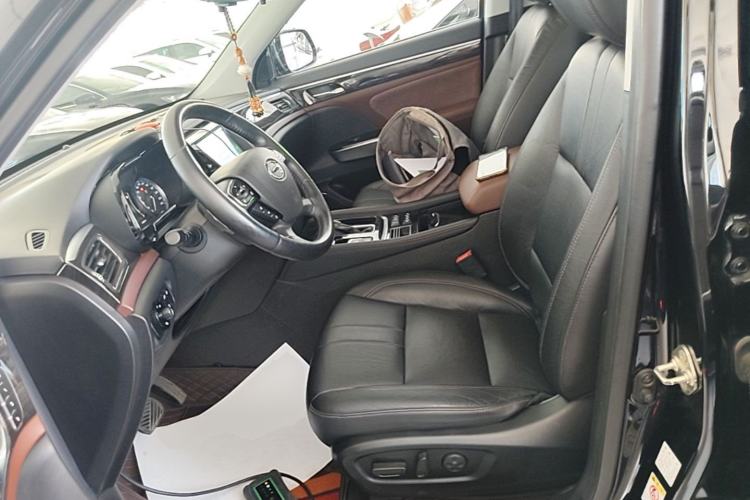 Used GAC Trumpchi GS8 2017 320T Two-Wheel Drive Luxury Smart Connectivity Version (7 Seats) Left Front Seat