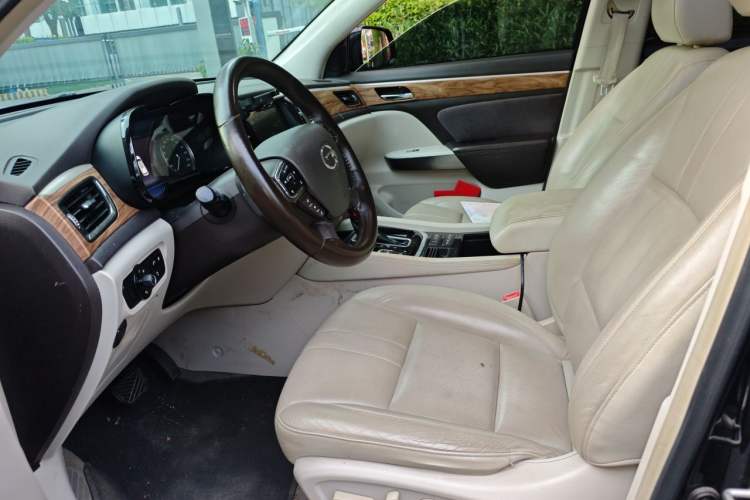 Used GAC Trumpchi GS8 2017 320T Two-Wheel Drive Luxury Smart Connectivity Version (7 Seats) Left Front Seat
