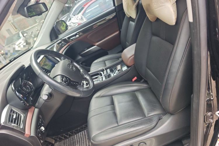 Used GAC Trumpchi GS8 2017 320T Two-Wheel Drive Luxury Smart Connectivity Version (7 Seats) Left Front Seat