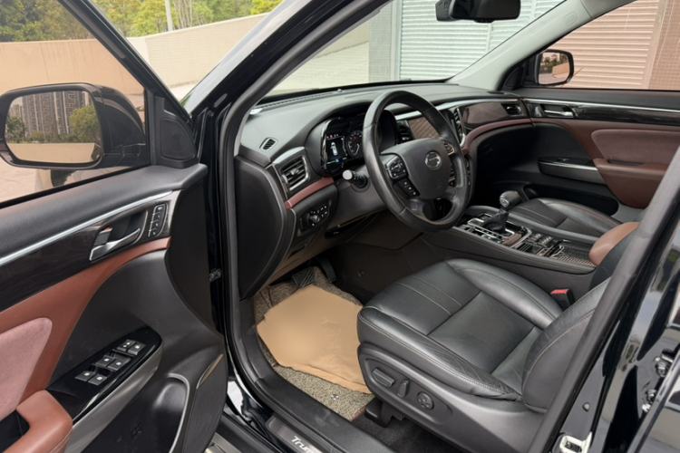 Used GAC Trumpchi GS8 2017 320T Two-Wheel Drive Prestige Version (7 Seats) Left Front Seat