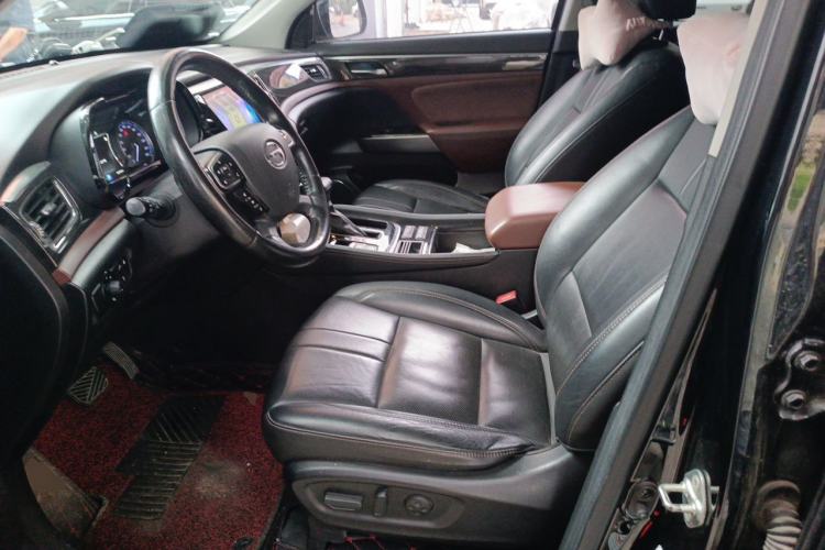 Used GAC Trumpchi GS8 2017 320T Two-Wheel Drive Luxury Smart Connectivity Version (7 Seats) Left Front Seat